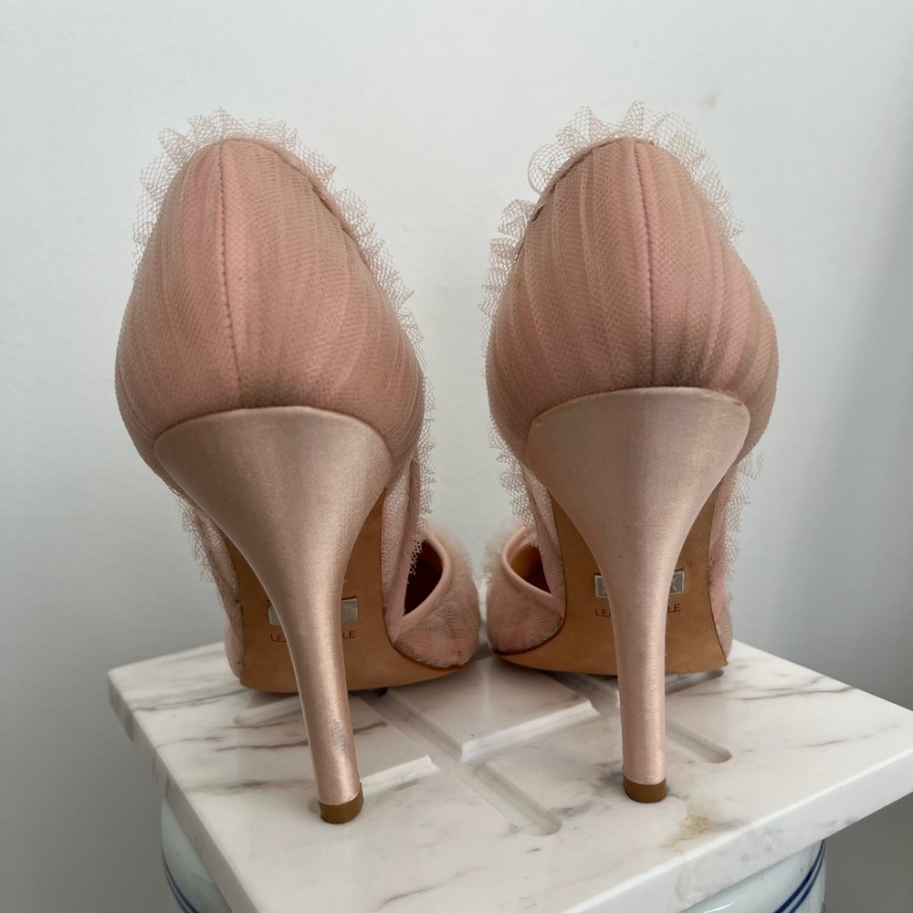 Badgley Mischka Ballet Pink Tulle 3in Heels 7 1/2M - Picture 4 of 9